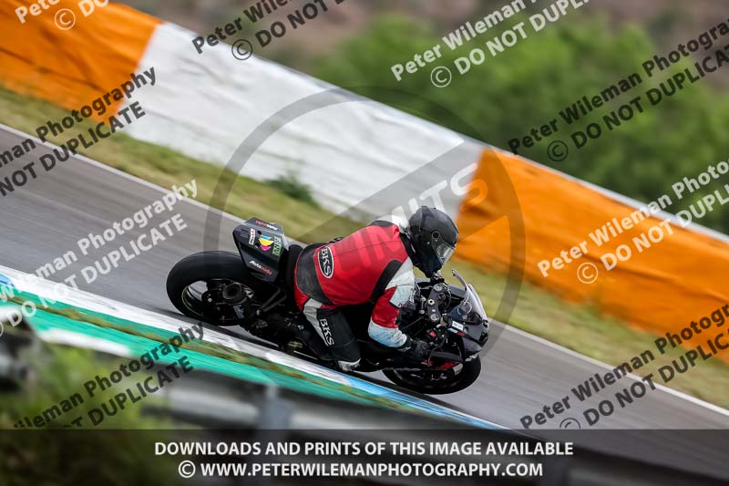 estoril;event digital images;motorbikes;no limits;peter wileman photography;portugal;trackday;trackday digital images